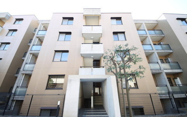 Ｔ’ｓ　ｇａｒｄｅｎ　西寺尾　B棟