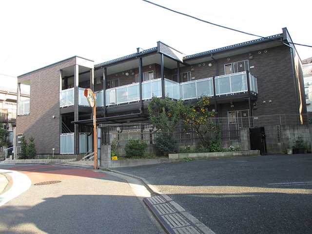 レオネクストグレシア　井口