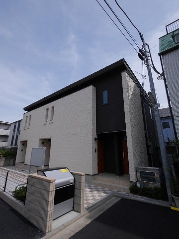 メゾン　ハルナ