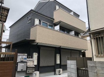 ライブズ品川