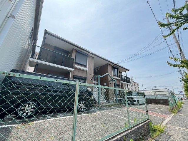 ロイヤルシャトーの外観