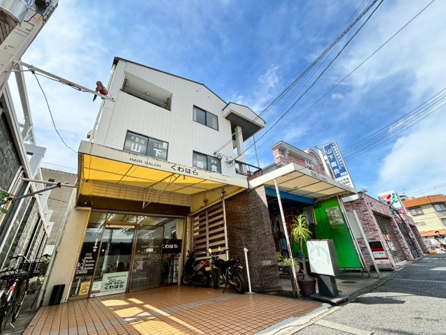 丸源ビルの外観