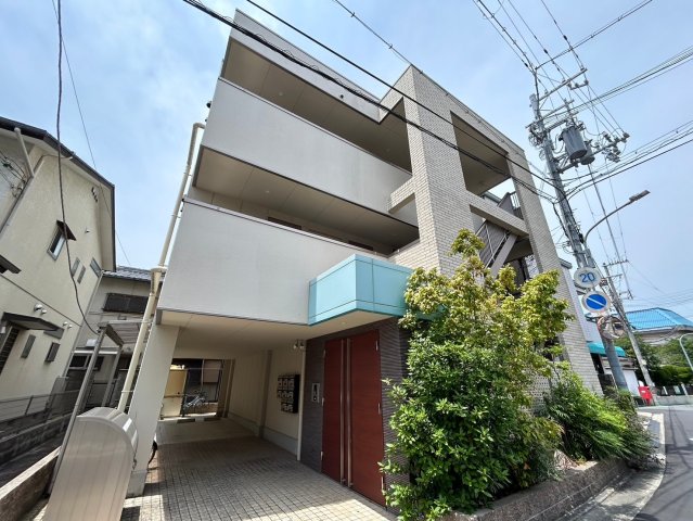 GRECALE忠岡の外観