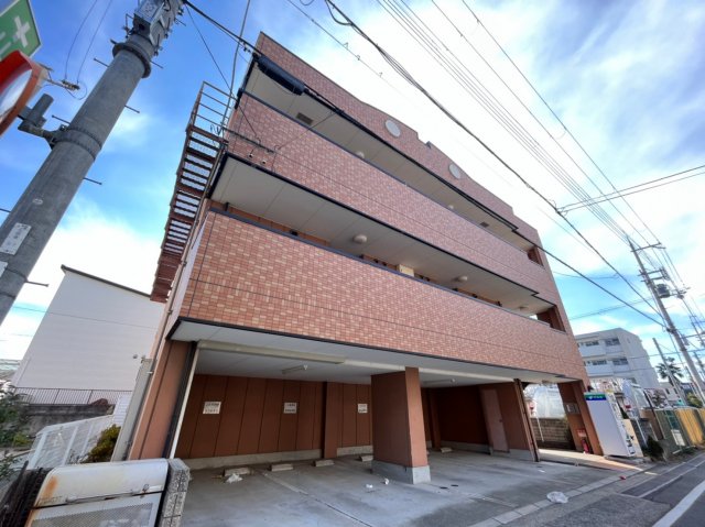 エミーユIの外観
