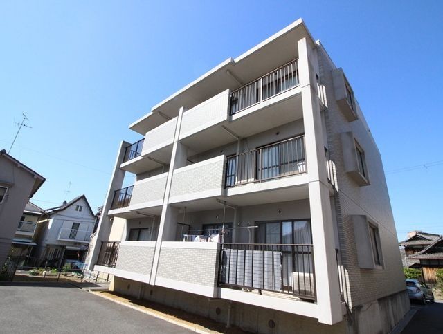 アネックス山城の外観