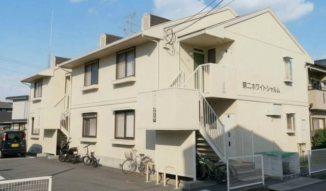 第2ホワイトシャルムの外観