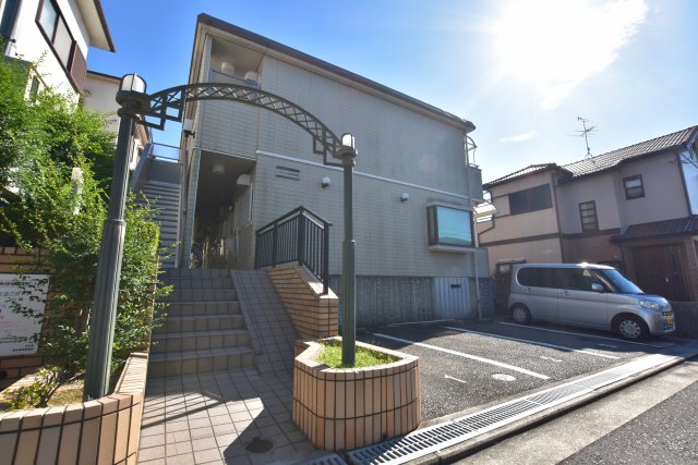 レヂオンス北野田参番館の外観 レヂオンス北野田参番館の外観