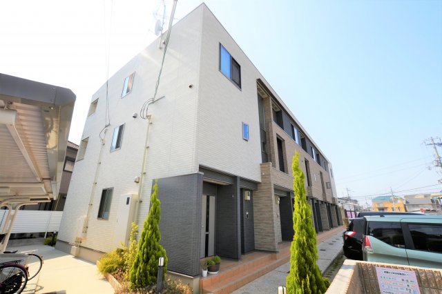 イノセントコートⅢの外観 イノセントコートⅢの外観