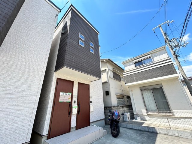 メゾン・ゆうA棟の外観