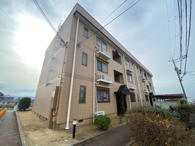 サンライズヤマヒA棟の外観