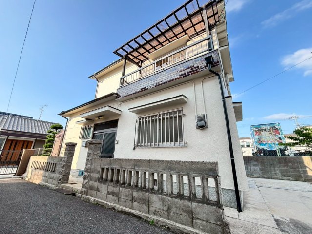 石原町戸建4-256-4の外観