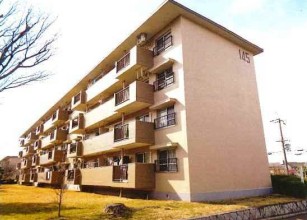 金剛第二住宅145棟の外観