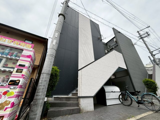 デュナメス深井の外観