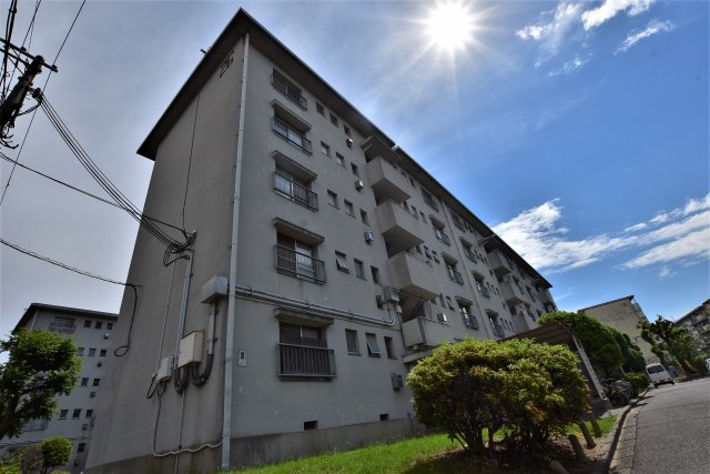 公団東浅香山住宅　13号棟の外観