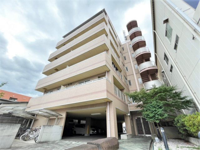 リベラルアージ