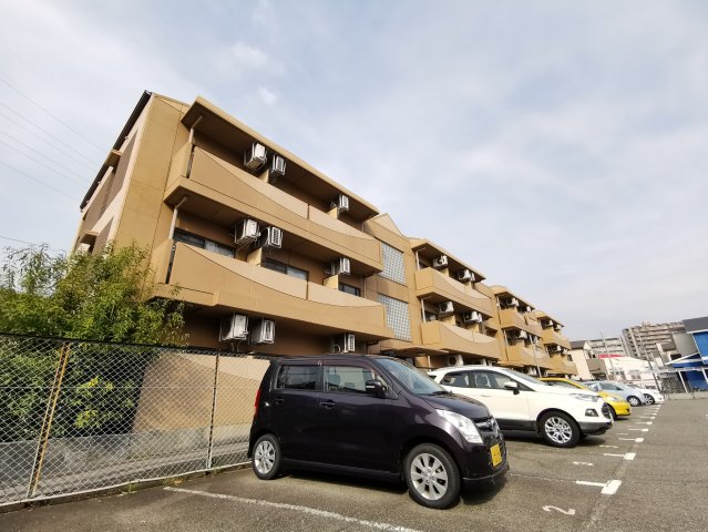 リープハーベン北花田の外観