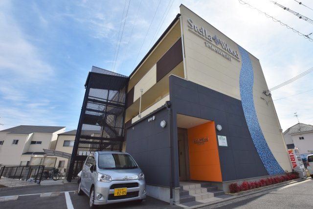 ステラウッド高鷲の外観