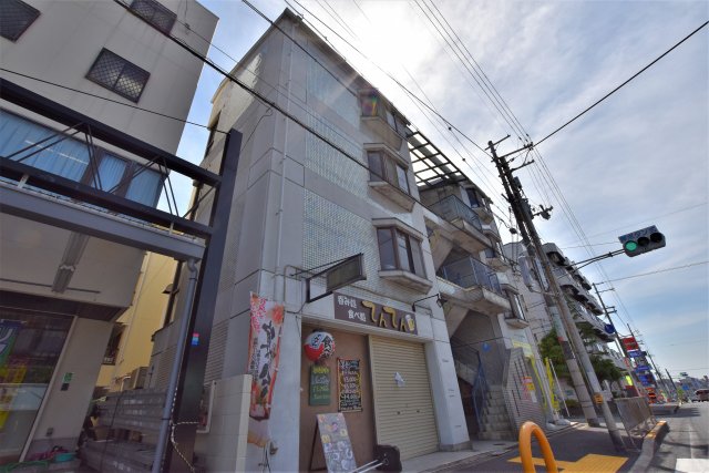 クライムハウスの外観