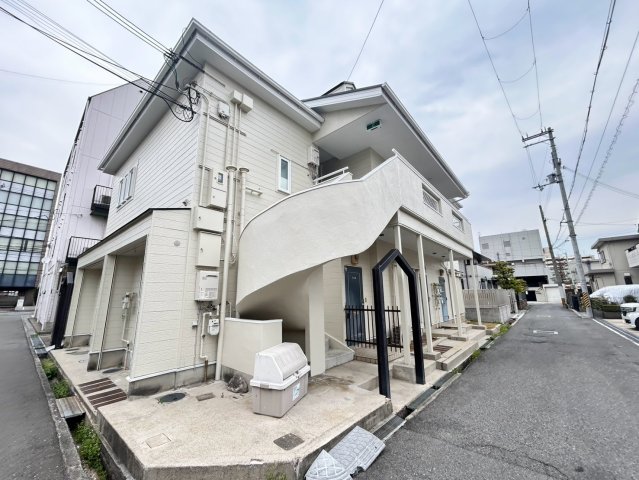 ラ・ルーチェの外観