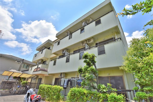 クレストコート