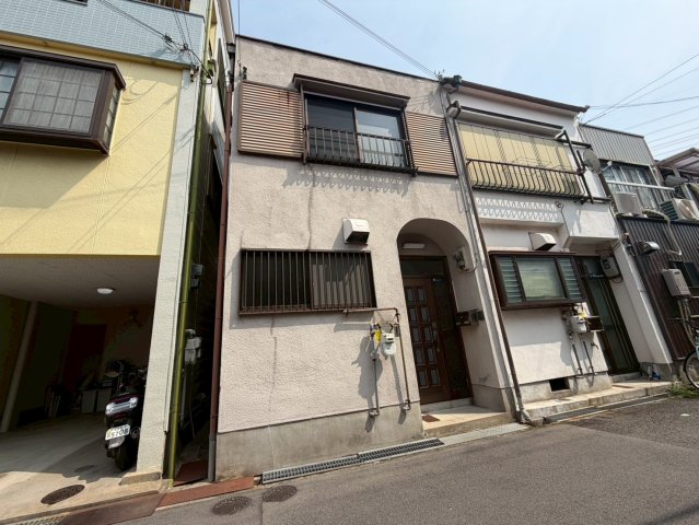 三宅中テラスハウス2-5-7の外観