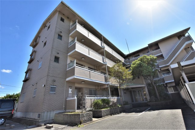 メゾン川口の外観