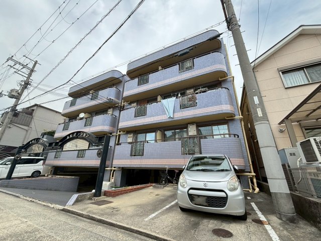AKマンションの外観
