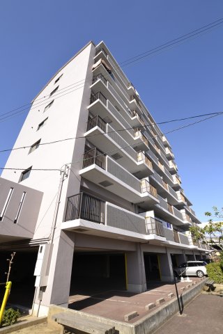 エスト堺グランディールの外観