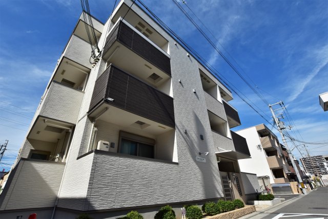 フォーリーブス33　Ｂ棟の外観