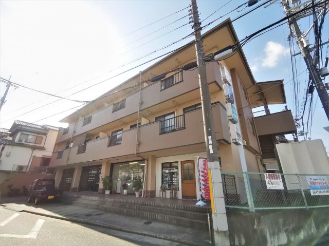 サニーハイツ健翔の外観