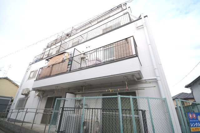 マスターズエル鳳南581の外観