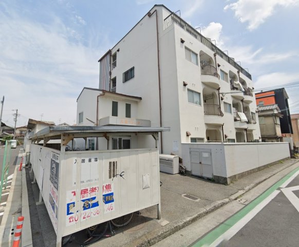 大栄マンションの外観