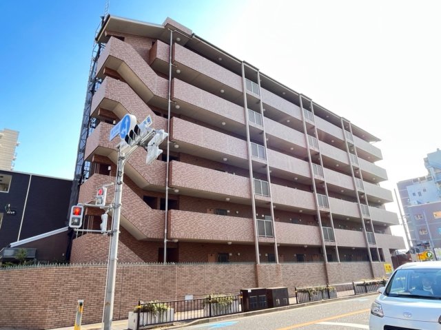 ローズステージ泉大津駅前の外観