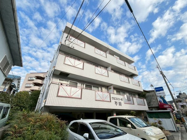 ウエストコーポ平岡の外観