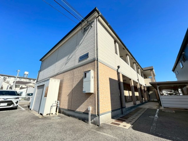フジパレス札場の外観