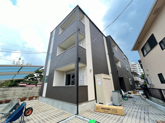ジーメゾン高石千代田の外観