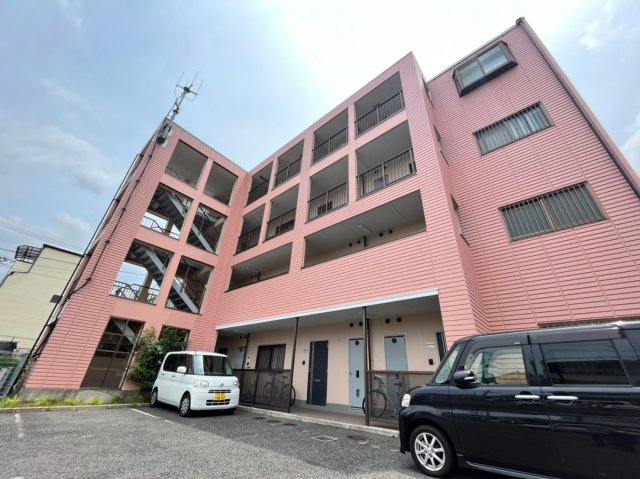 クレセントの外観