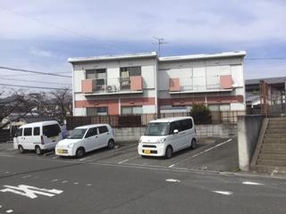 リバーハイツの外観