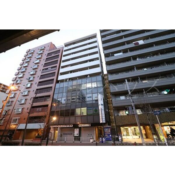 キャメルコート東三国