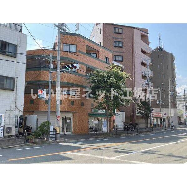 プレアール井高野