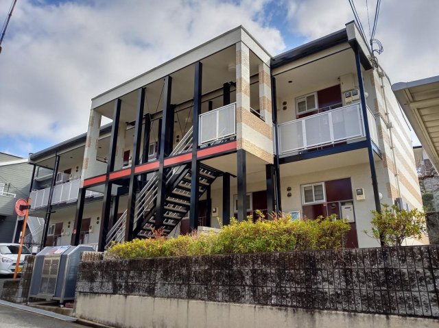 レオパレスグリーンの外観