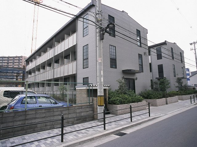 レオパレスツインズ加島壱番館