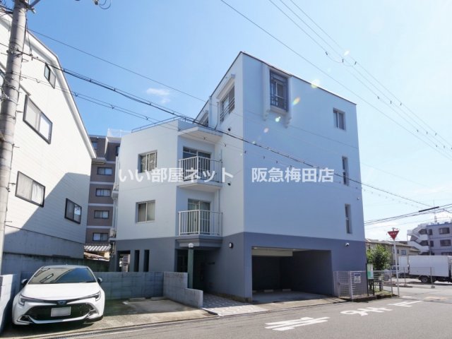 セジュール服部