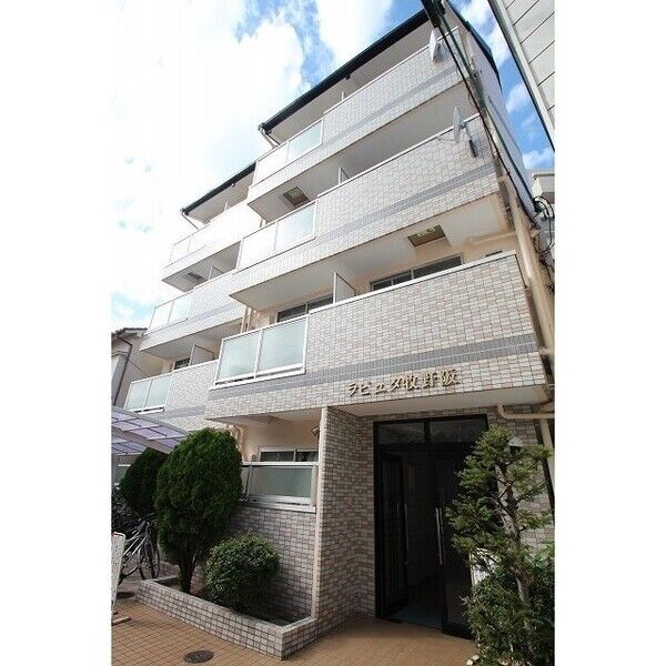 ラピュタ牧野阪