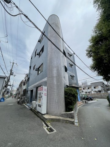 寝屋川市八坂町の賃貸マンション