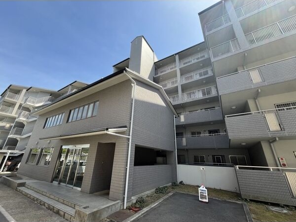 PHOENIX COURT 交野II