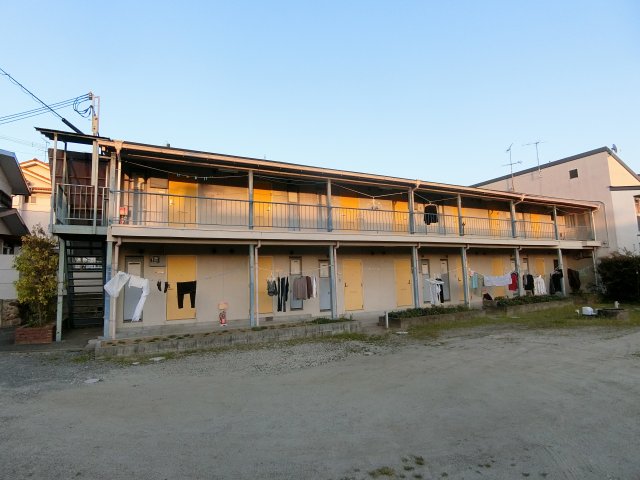 大東市中垣内２丁目の賃貸アパート