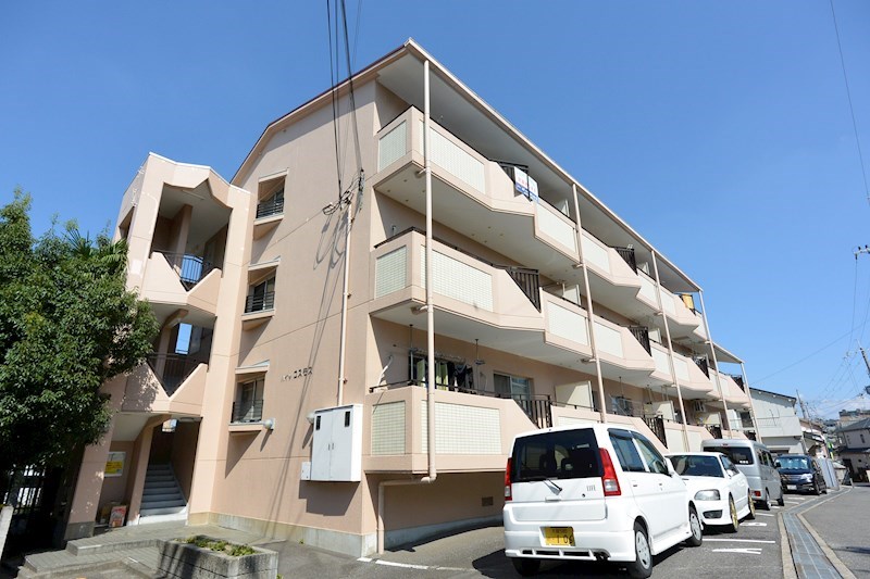 ハイツコスモスの外観