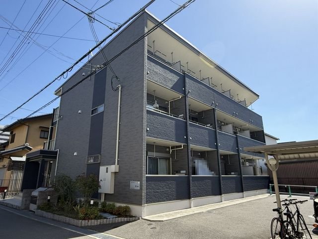 ソーレ・ピアッツア