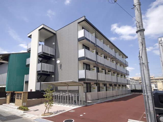 レオパレスエルヴェール　サンクの外観
